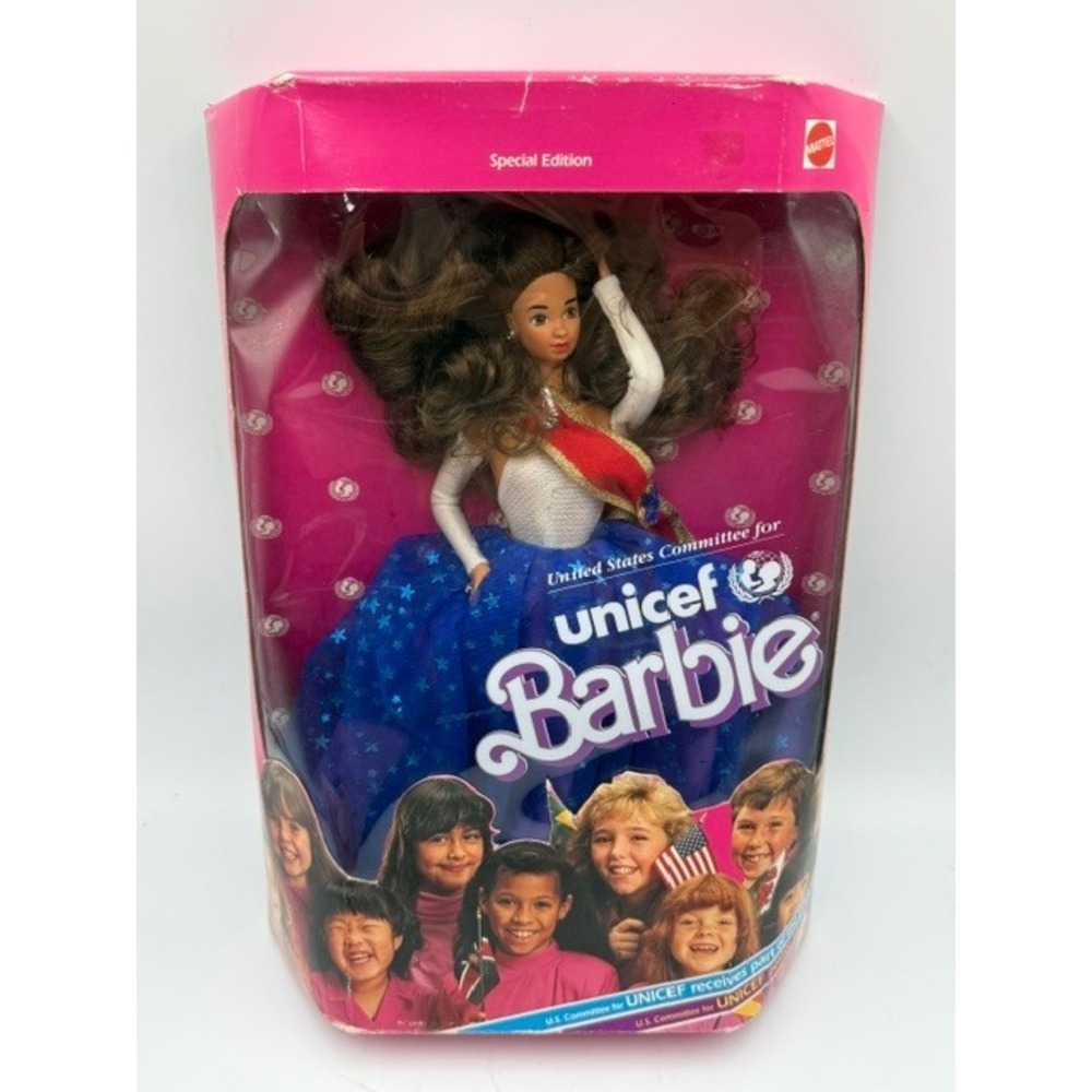 Mattel UNICEF Barbie Special Edition 1989 Brunette Doll Vintage New in Box 5206